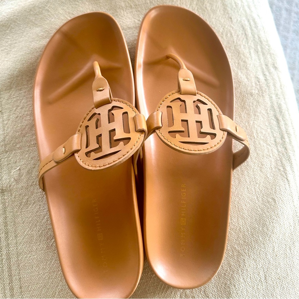 Tommy Hilfiger flip flops